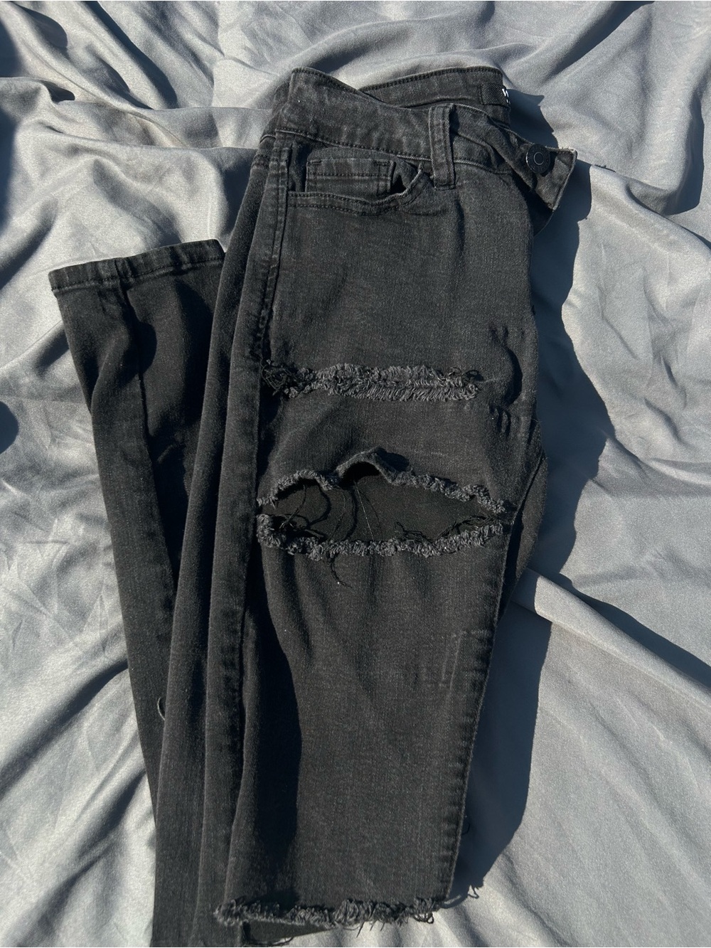 Wax Jean distressed